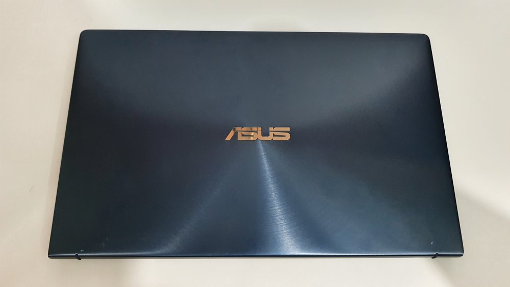 Asus Zenbook UX434F