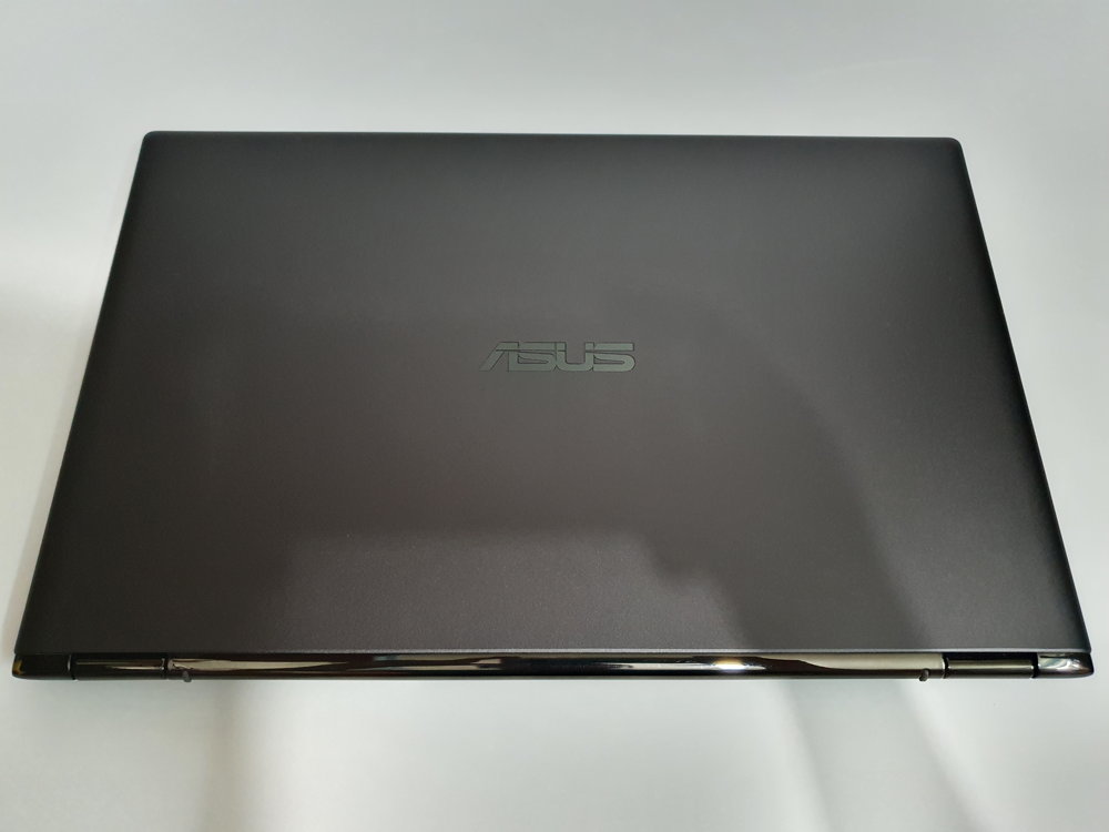 Asus Zenbook Q536FD