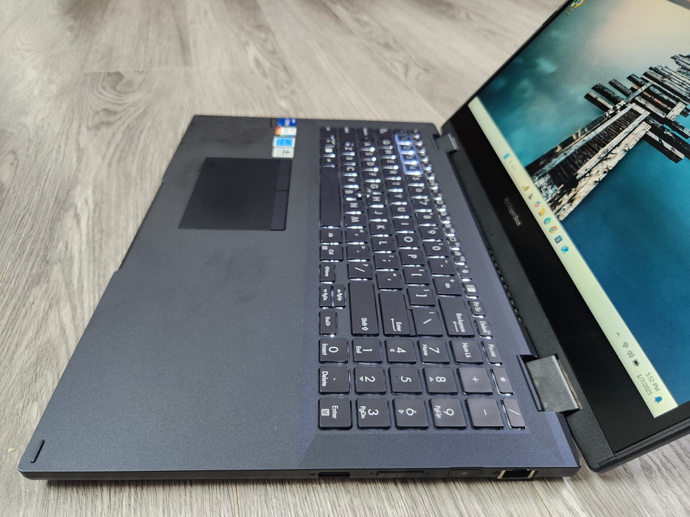 Asus Expertbook B2 Flip